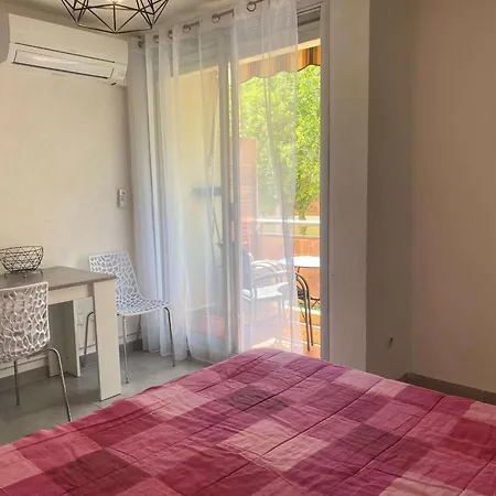 Cosy Climatise Proche Thermes A Avec Balcon Et Lave-linge - Fr-1-553-272 Appartamento Balaruc-les-Bains